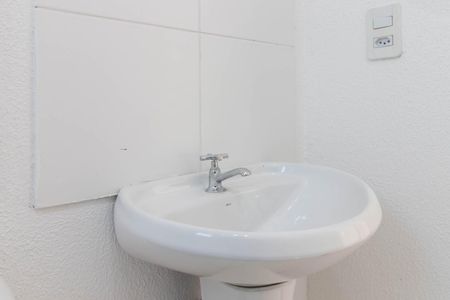 Apartamento para alugar com 49m², 2 quartos e 1 vaga Apartamento para alugar com 49m², 2 quartos e 1 vagaBanheiro