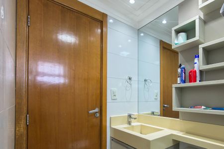 Apartamento para alugar com 140m², 3 quartos e 3 vagas Apartamento para alugar com 140m², 3 quartos e 3 vagasBanheiro