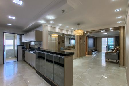Apartamento para alugar com 140m², 3 quartos e 3 vagas Apartamento para alugar com 140m², 3 quartos e 3 vagasSala