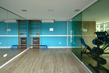 Apartamento para alugar com 140m², 3 quartos e 3 vagas Apartamento para alugar com 140m², 3 quartos e 3 vagasAcademia