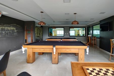 Apartamento para alugar com 140m², 3 quartos e 3 vagas Apartamento para alugar com 140m², 3 quartos e 3 vagasSala de Jogos