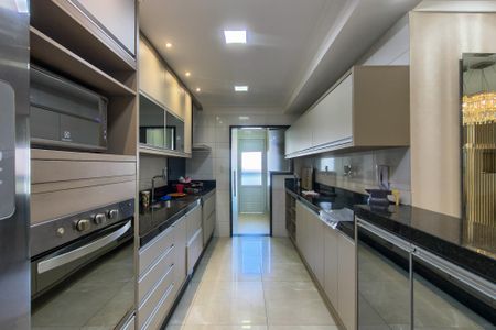Apartamento para alugar com 140m², 3 quartos e 3 vagas Apartamento para alugar com 140m², 3 quartos e 3 vagasCozinha