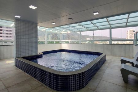Apartamento para alugar com 140m², 3 quartos e 3 vagas Apartamento para alugar com 140m², 3 quartos e 3 vagasÁrea comum - Piscina