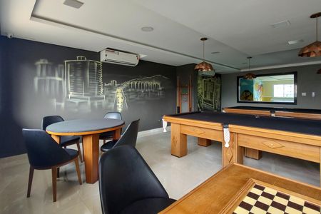Apartamento para alugar com 140m², 3 quartos e 3 vagas Apartamento para alugar com 140m², 3 quartos e 3 vagasSala de Jogos