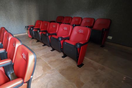 Apartamento para alugar com 140m², 3 quartos e 3 vagas Apartamento para alugar com 140m², 3 quartos e 3 vagasCinema