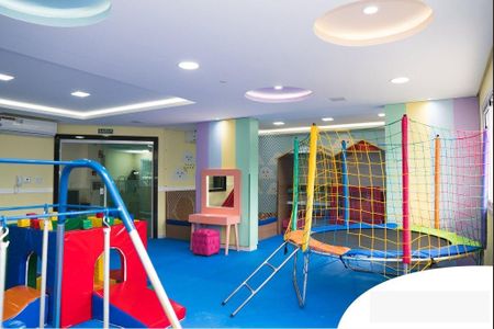 Apartamento para alugar com 140m², 3 quartos e 3 vagas Apartamento para alugar com 140m², 3 quartos e 3 vagasÁrea comum - Playground