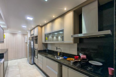 Apartamento para alugar com 140m², 3 quartos e 3 vagas Apartamento para alugar com 140m², 3 quartos e 3 vagasCozinha