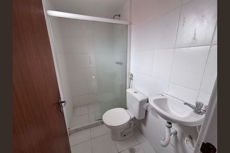 Casa de condomínio à venda com 85m², 3 quartos e 1 vaga Casa de condomínio à venda com 85m², 3 quartos e 1 vagaBanheiro do Quarto 3