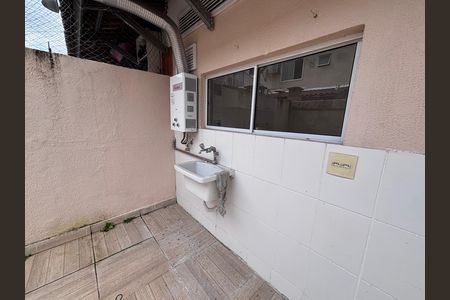 Casa de condomínio à venda com 85m², 3 quartos e 1 vaga Casa de condomínio à venda com 85m², 3 quartos e 1 vagaÁrea de Serviço