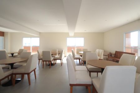 Apartamento para alugar com 37m², 2 quartos e 1 vagaÁrea comum - Salão de festas