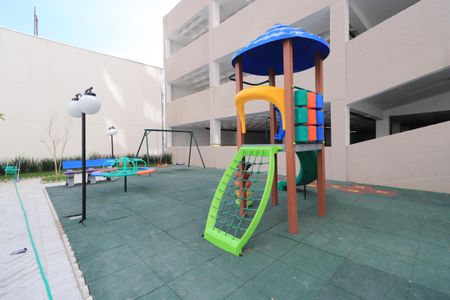 Apartamento para alugar com 37m², 2 quartos e 1 vagaÁrea comum - Playground