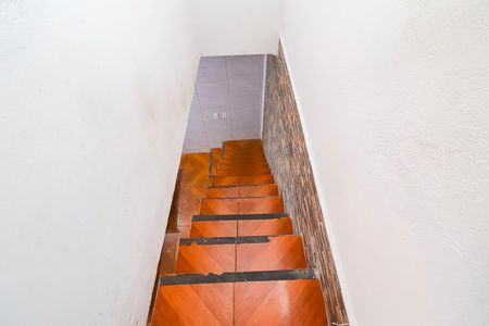 Casa para alugar com 139m², 2 quartos e 1 vagaEscada