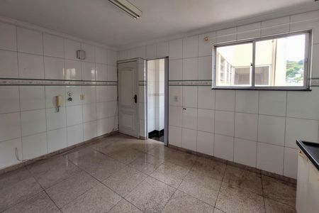 Apartamento para alugar com 78m², 2 quartos e sem vagaCozinha