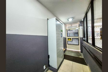 Studio à venda com 28m², 1 quarto e sem vagaHall de Entrada - armário automático para encomendas