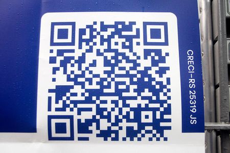 QR Code GCJF-47 de apartamento para alugar com 2 quartos, 56m² em Centro Histórico, Porto Alegre