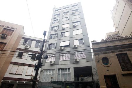 Fachada de apartamento para alugar com 2 quartos, 56m² em Centro Histórico, Porto Alegre