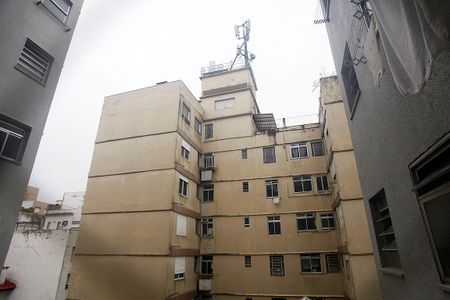 Sala Vista de apartamento para alugar com 2 quartos, 56m² em Centro Histórico, Porto Alegre