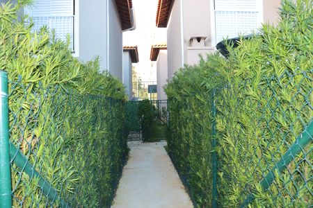 Casa de Condomínio para alugar com 2 quartos, 50m² em Jardim dos Pereiras (caucaia do Alto), Cotia