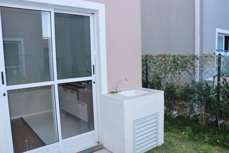 Casa de Condomínio para alugar com 2 quartos, 50m² em Jardim dos Pereiras (caucaia do Alto), Cotia