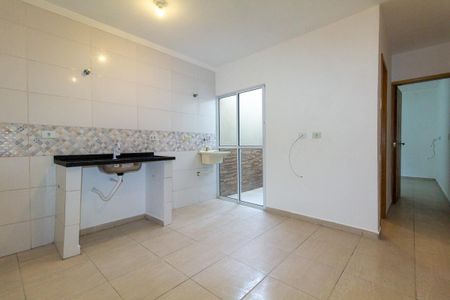 Sala, Cozinha e Área de serviço de apartamento para alugar com 1 quarto, 35m² em Vila Nhocuné, São Paulo