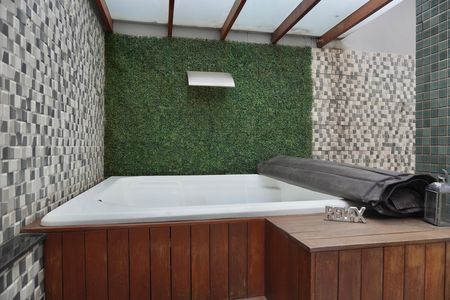 Apartamento para alugar com 180m², 4 quartos e 2 vagas Apartamento para alugar com 180m², 4 quartos e 2 vagasÁrea privativa