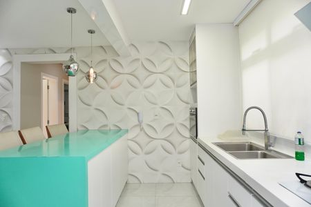 Apartamento para alugar com 180m², 4 quartos e 2 vagas Apartamento para alugar com 180m², 4 quartos e 2 vagasCozinha