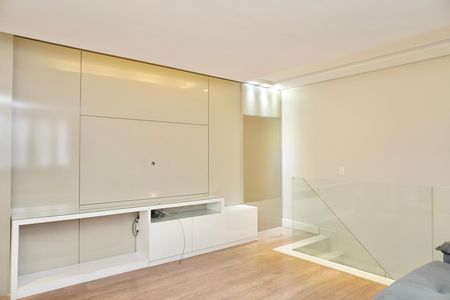 Apartamento para alugar com 180m², 4 quartos e 2 vagas Apartamento para alugar com 180m², 4 quartos e 2 vagasSala 2