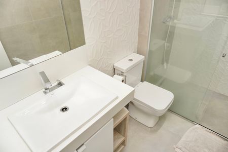Apartamento para alugar com 180m², 4 quartos e 2 vagas Apartamento para alugar com 180m², 4 quartos e 2 vagasQuarto 4 (suíte 2) - banheiro