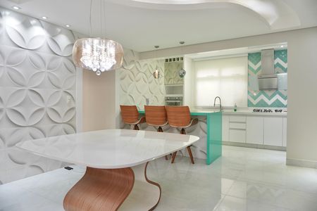Apartamento para alugar com 180m², 4 quartos e 2 vagas Apartamento para alugar com 180m², 4 quartos e 2 vagasSala