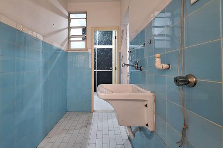 Apartamento à venda com 79m², 2 quartos e sem vaga Apartamento à venda com 79m², 2 quartos e sem vagaÁrea de Serviço