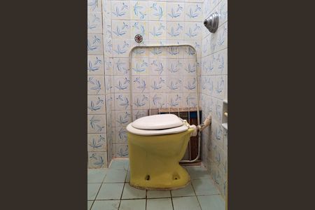 Apartamento à venda com 79m², 2 quartos e sem vaga Apartamento à venda com 79m², 2 quartos e sem vagaBanheiro de serviço