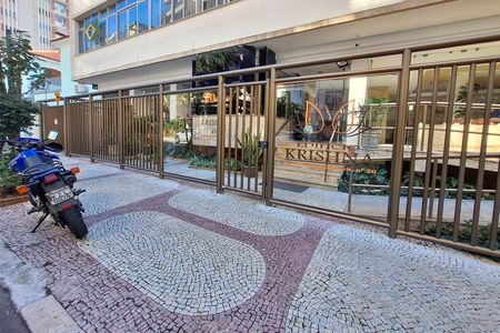 Apartamento à venda com 79m², 2 quartos e sem vaga Apartamento à venda com 79m², 2 quartos e sem vagaFachada