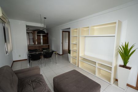 Apartamento para alugar com 89m², 3 quartos e 2 vagas Apartamento para alugar com 89m², 3 quartos e 2 vagasSala