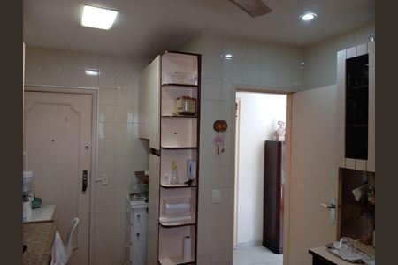 Apartamento para alugar com 93m², 2 quartos e 2 vagas Apartamento para alugar com 93m², 2 quartos e 2 vagasCozinha