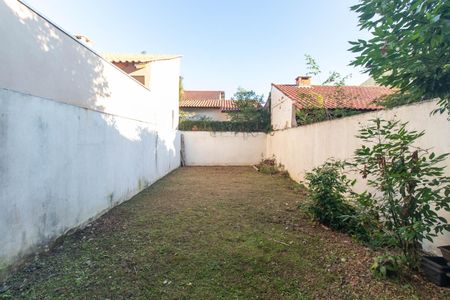 Casa à venda com 142m², 3 quartos e 2 vagas Casa à venda com 142m², 3 quartos e 2 vagasQuintal