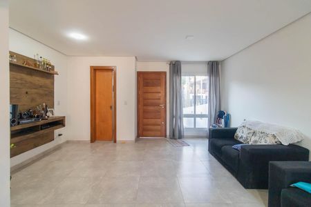 Casa à venda com 142m², 3 quartos e 2 vagas Casa à venda com 142m², 3 quartos e 2 vagasSala