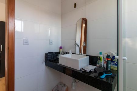 Casa à venda com 142m², 3 quartos e 2 vagas Casa à venda com 142m², 3 quartos e 2 vagasBanheiro do Quarto 1