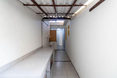 Casa à venda com 170m², 1 quarto e 1 vaga Casa à venda com 170m², 1 quarto e 1 vagaÁrea externa