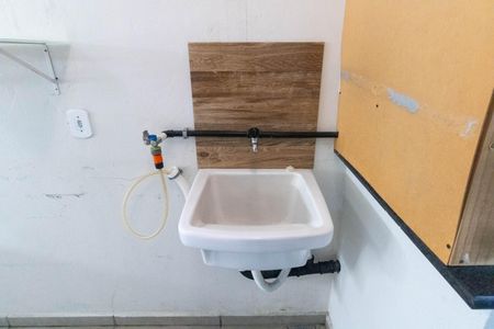 Casa à venda com 170m², 1 quarto e 1 vaga Casa à venda com 170m², 1 quarto e 1 vagaTanque
