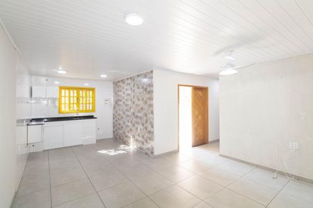 Casa à venda com 170m², 1 quarto e 1 vaga Casa à venda com 170m², 1 quarto e 1 vagaSala/Cozinha