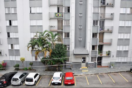 Apartamento para alugar com 60m², 2 quartos e 1 vaga Apartamento para alugar com 60m², 2 quartos e 1 vagaDetalhe - Vista da Cozinha