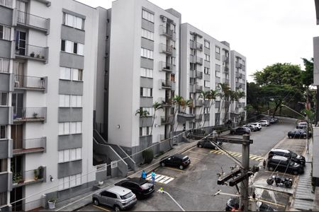 Apartamento para alugar com 60m², 2 quartos e 1 vaga Apartamento para alugar com 60m², 2 quartos e 1 vagaDetalhe - Varanda da Sala e Sala de Jantar
