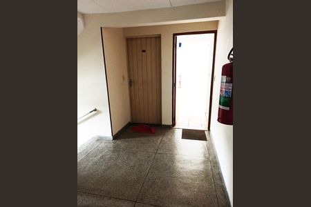 Apartamento para alugar com 60m², 2 quartos e 1 vaga Apartamento para alugar com 60m², 2 quartos e 1 vagaHall de entrada