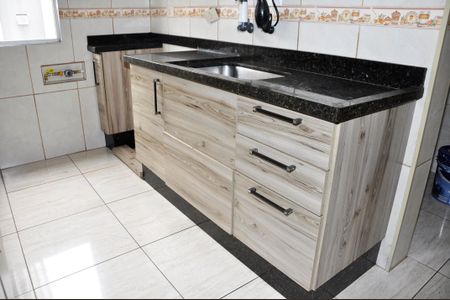 Apartamento para alugar com 60m², 2 quartos e 1 vaga Apartamento para alugar com 60m², 2 quartos e 1 vagaDetalhe - Cozinha