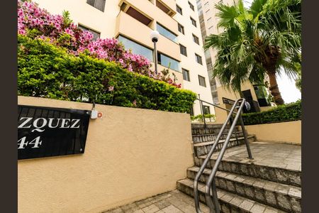 Apartamento à venda com 65m², 2 quartos e 1 vagaÁrea externa