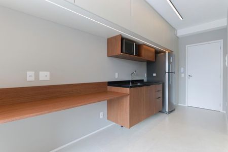 Cozinha de kitnet/studio à venda com 1 quarto, 28m² em Santana, São Paulo