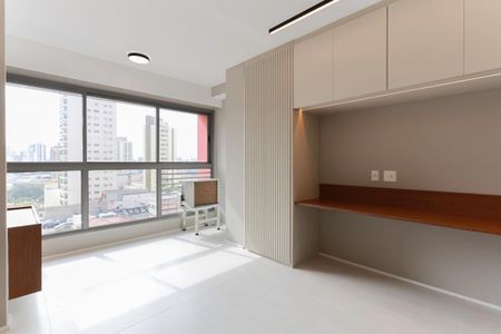 Studio à venda com 28m², 1 quarto e sem vagaSala/Quarto