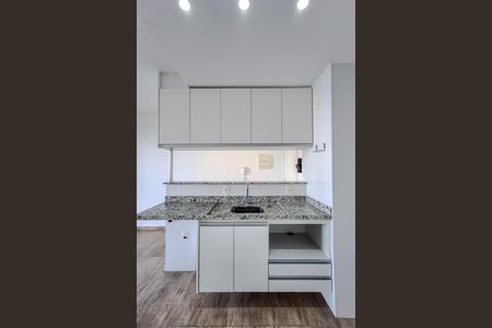 Studio à venda com 30m², 1 quarto e sem vaga Studio à venda com 30m², 1 quarto e sem vagaCozinha e Área de Serviço