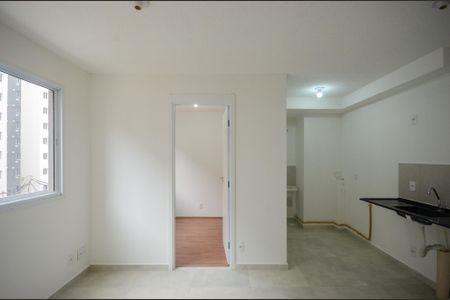 Apartamento para alugar com 32m², 2 quartos e sem vaga Apartamento para alugar com 32m², 2 quartos e sem vagaSala
