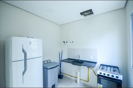Apartamento para alugar com 32m², 2 quartos e sem vaga Apartamento para alugar com 32m², 2 quartos e sem vagaÁrea comum - Salão de festas